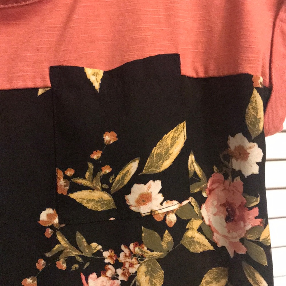 Pocket tee - Picture 3 of 4